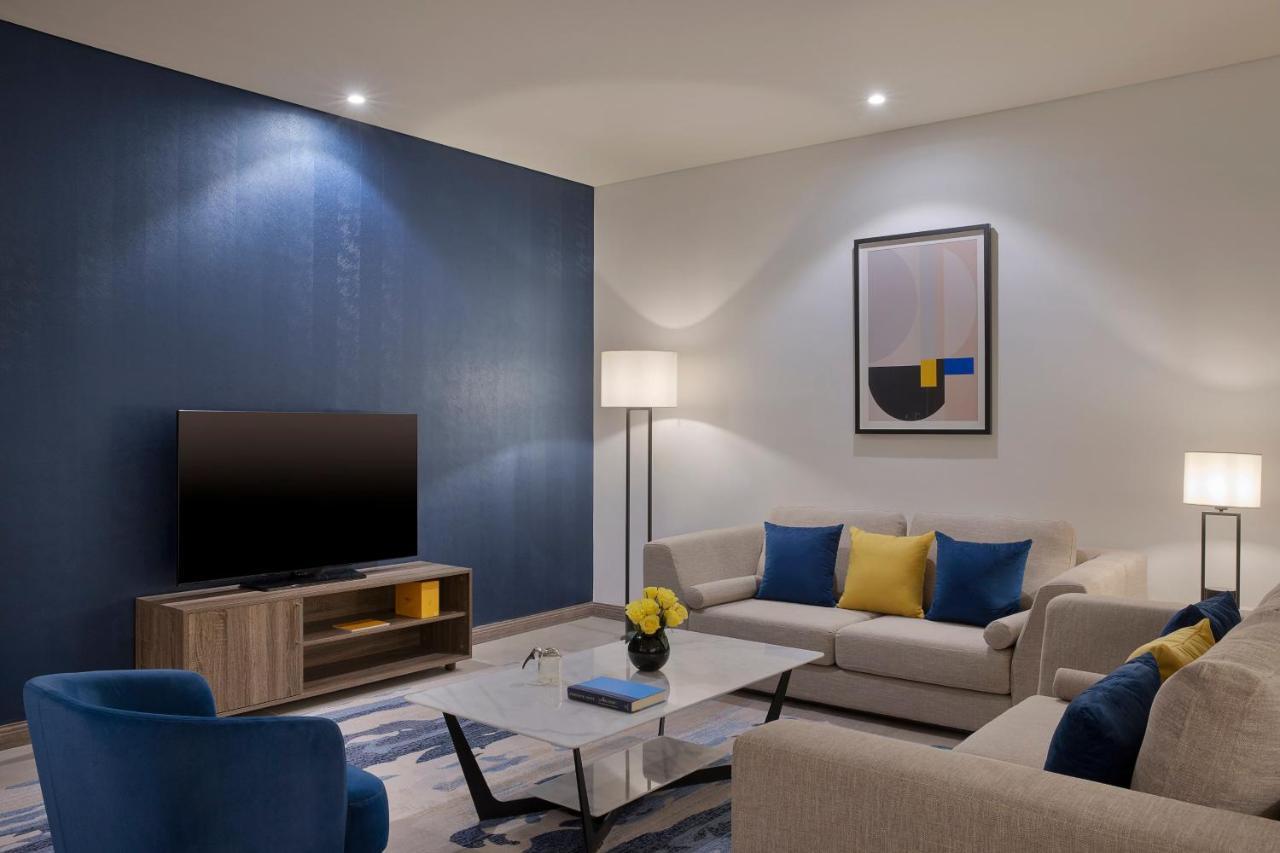 Voco Al Khobar By Ihg Hotel Exterior foto Living room