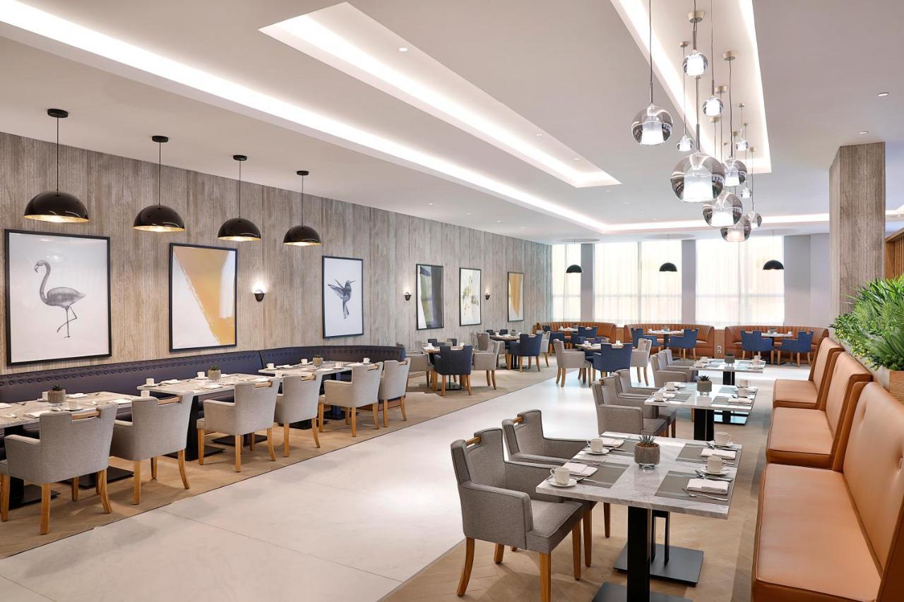 Voco Al Khobar By Ihg Hotel Exterior foto The restaurant